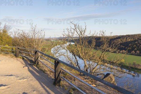 Hiking trail on the Bosel with a view into the Elbe valley