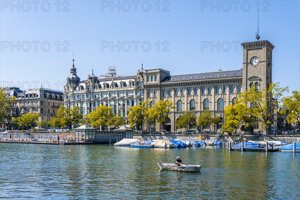 Rowers on the Limmat