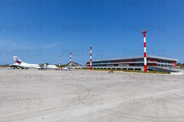 An ATR 72-500 aircraft of Sky Express with registration SX-NIV at the airport in Zakynthos