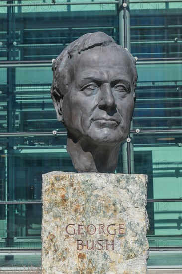 Bust of President George Bush