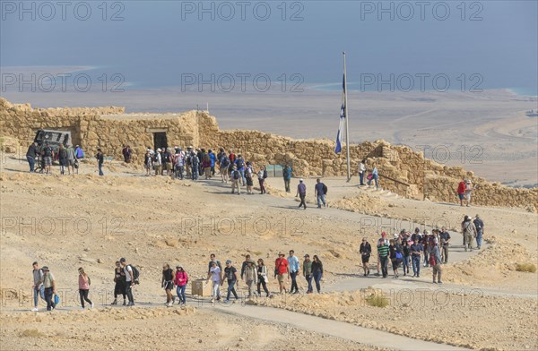 Tourists at the Northern Palace