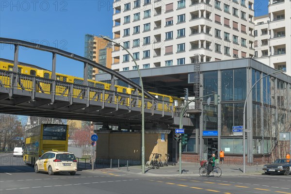 Mendelssohn-Bartholdy-Park underground station