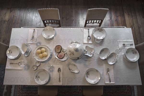 Set table around 1950 in a former flat of the factory owner