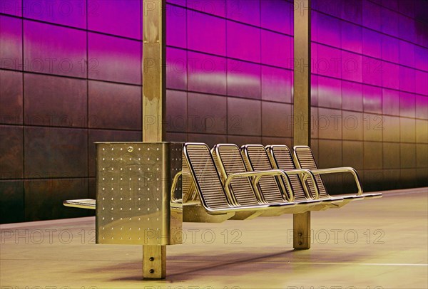 Metal seating