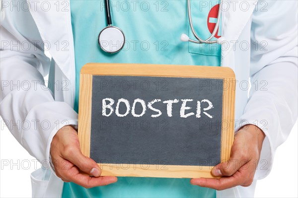 Booster vaccination vaccinate against coronavirus corona virus boost COVID-19 Covid 19 doctor doctor