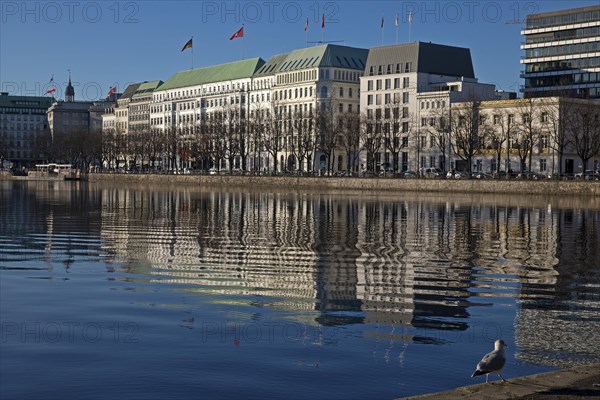 The Inner Alster Lake with the Fairmont Hotel Vier Jahreszeiten