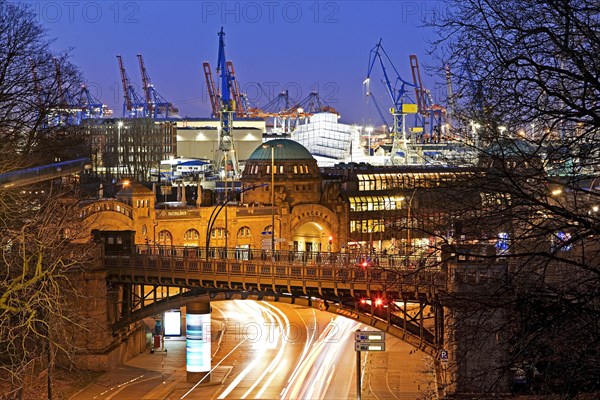Landungsbruecken with harbour in the evening
