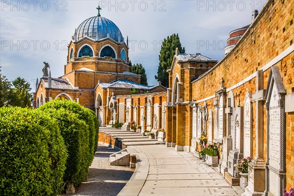 Cemetery with Cristoforo Church