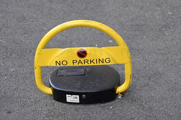 Solar parking barrier