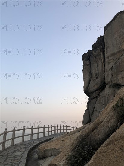 Dragon Claw Rock