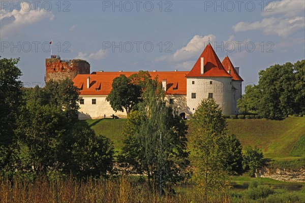 Order Castle