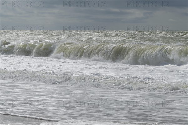 Breaking Wave