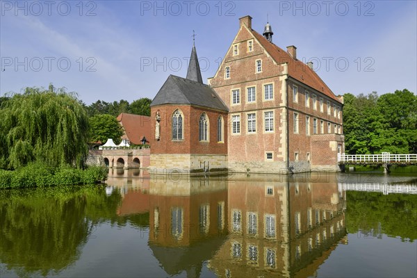 Huelshoff Castle
