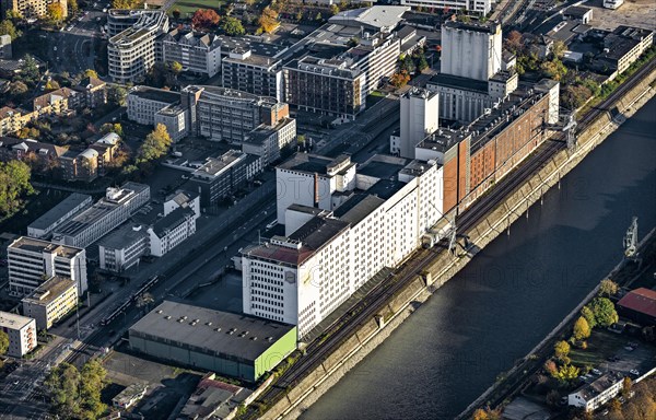 Deutz Harbour