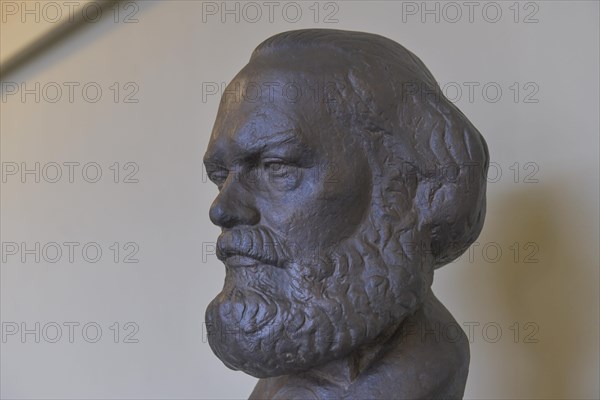 Bust of Karl Marx