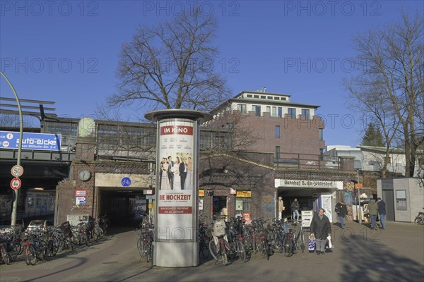 Zehlendorf S-Bahn station
