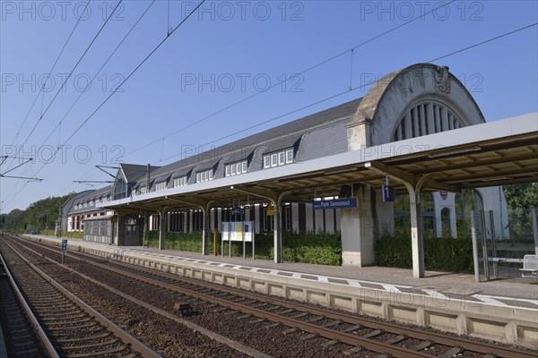 Sanssouci Park Station