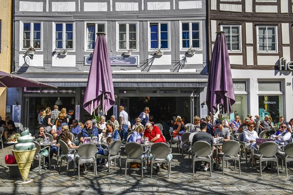 Street café