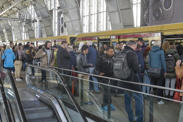 Full S-Bahn