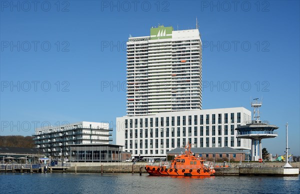Lotsenboor in front of the Hotel Maritim and Hotel Aja