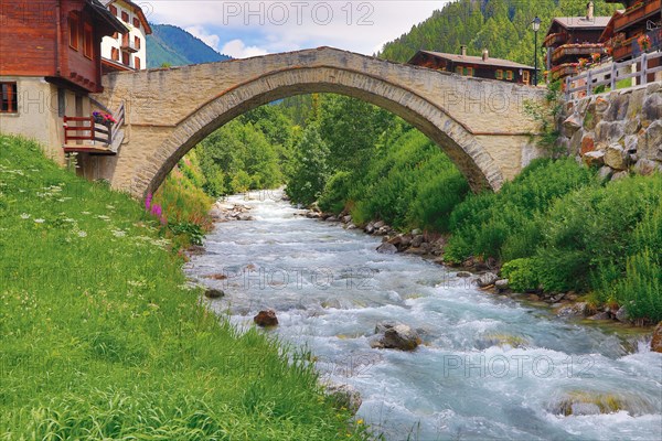 Old footbridge over the Binn in Binntal