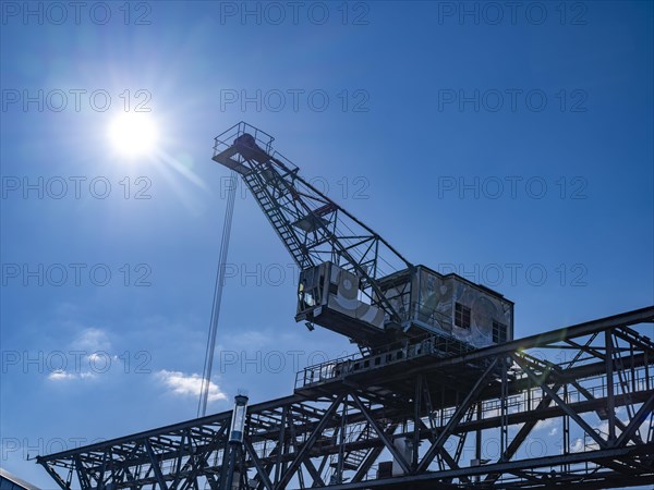 Coal crane at the Offenbach harbour basin for the combined heat and power plant of power supply Offenbach