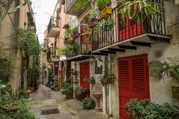Old Town Alley