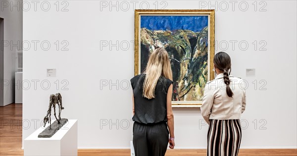 Besucher im Museum