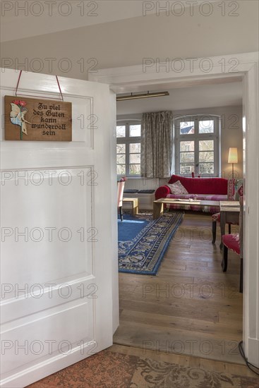 Cafe in private atmosphere furnished in an old farmhouse