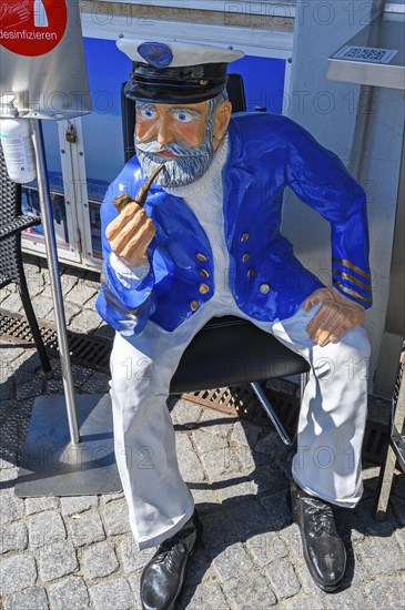 Ceramic figure