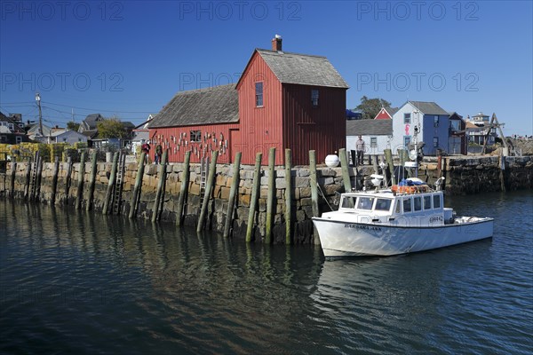 Fishing shack at Bradley Wharf