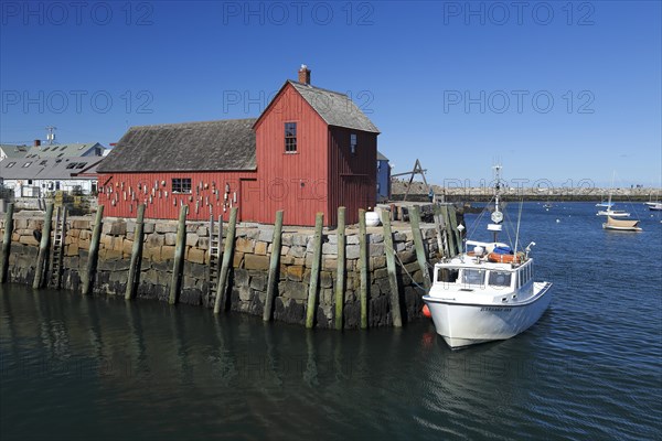Fishing shack at Bradley Wharf