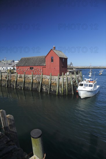 Fishing shack at Bradley Wharf