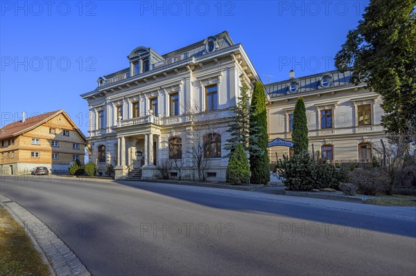 Classicist building