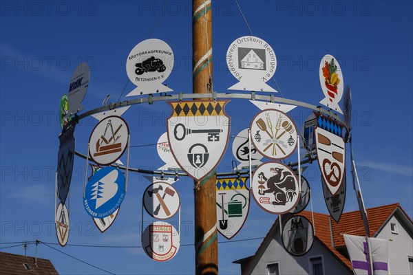 Maypole