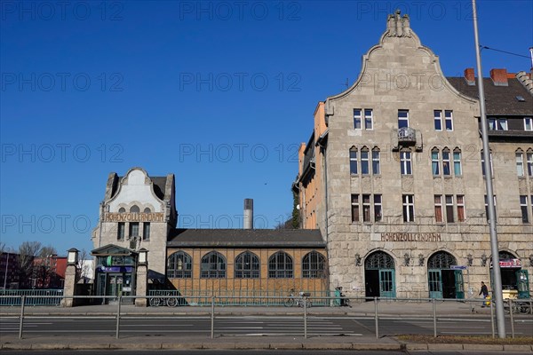 S-Bahn station