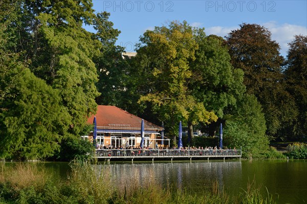 Boathouse Stella