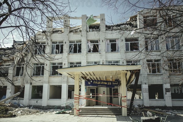 25th school destroyed by a Russian missile attack on 4 March at 9:30 h