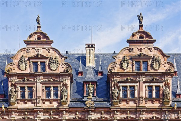 Dwarf gable on the Friedrichsbau in the castle courtyard