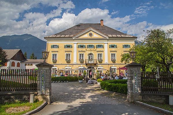 Schlosshotel Lerchenhof