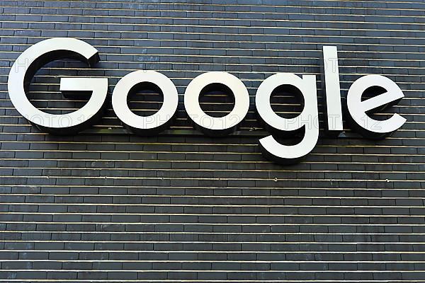 Google lettering