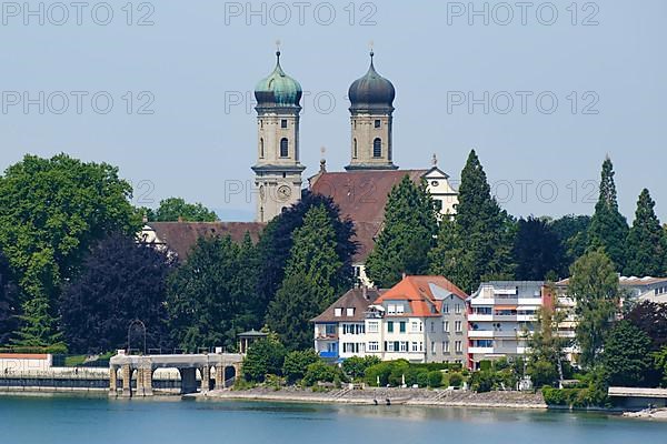 Castle church and castle, view from Moleturm