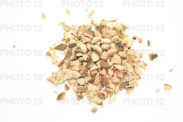 Dried curacao peel pieces, bitter orange