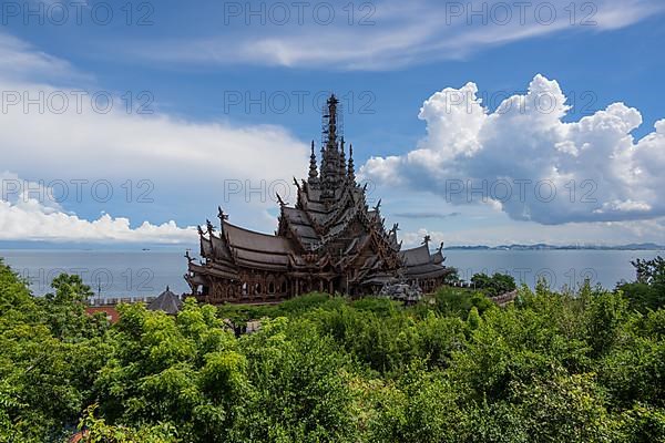 Sanctuary of Truth, Pattaya
