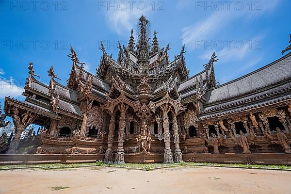 Sanctuary of Truth, Pattaya