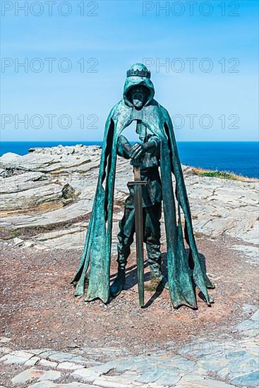 Gallos Statue on Cliff, Tintagel Castle
