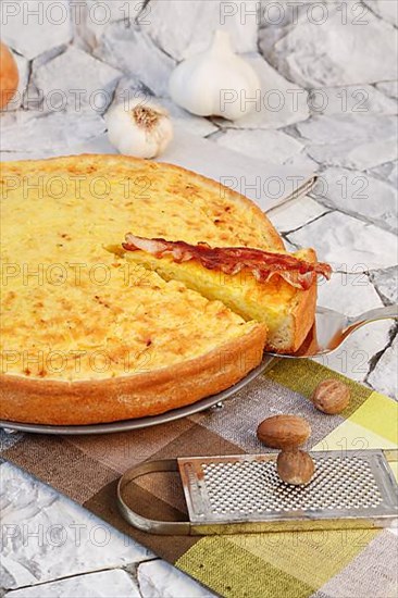 Swabian cuisine, Haertsfeld potato cake with curd dough base