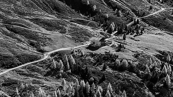 Meraner Huette on the hiking trail, black and white photo
