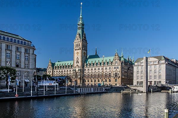 Hamburg City Hall on the Kleine Alster, Hamburg