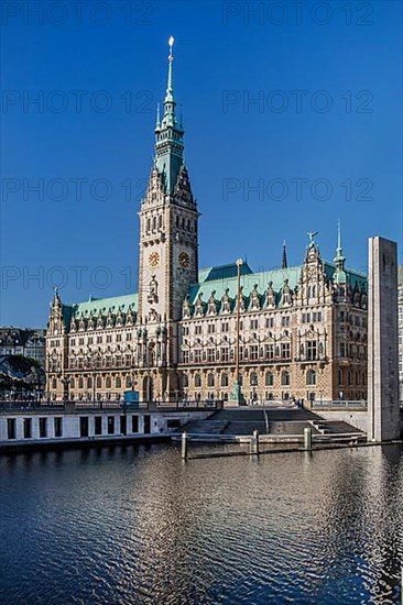 Hamburg City Hall on the Kleine Alster, Hamburg